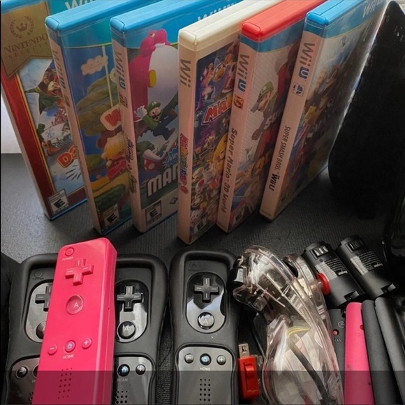 Used Nintendo Wii U - Picture 8 of 15